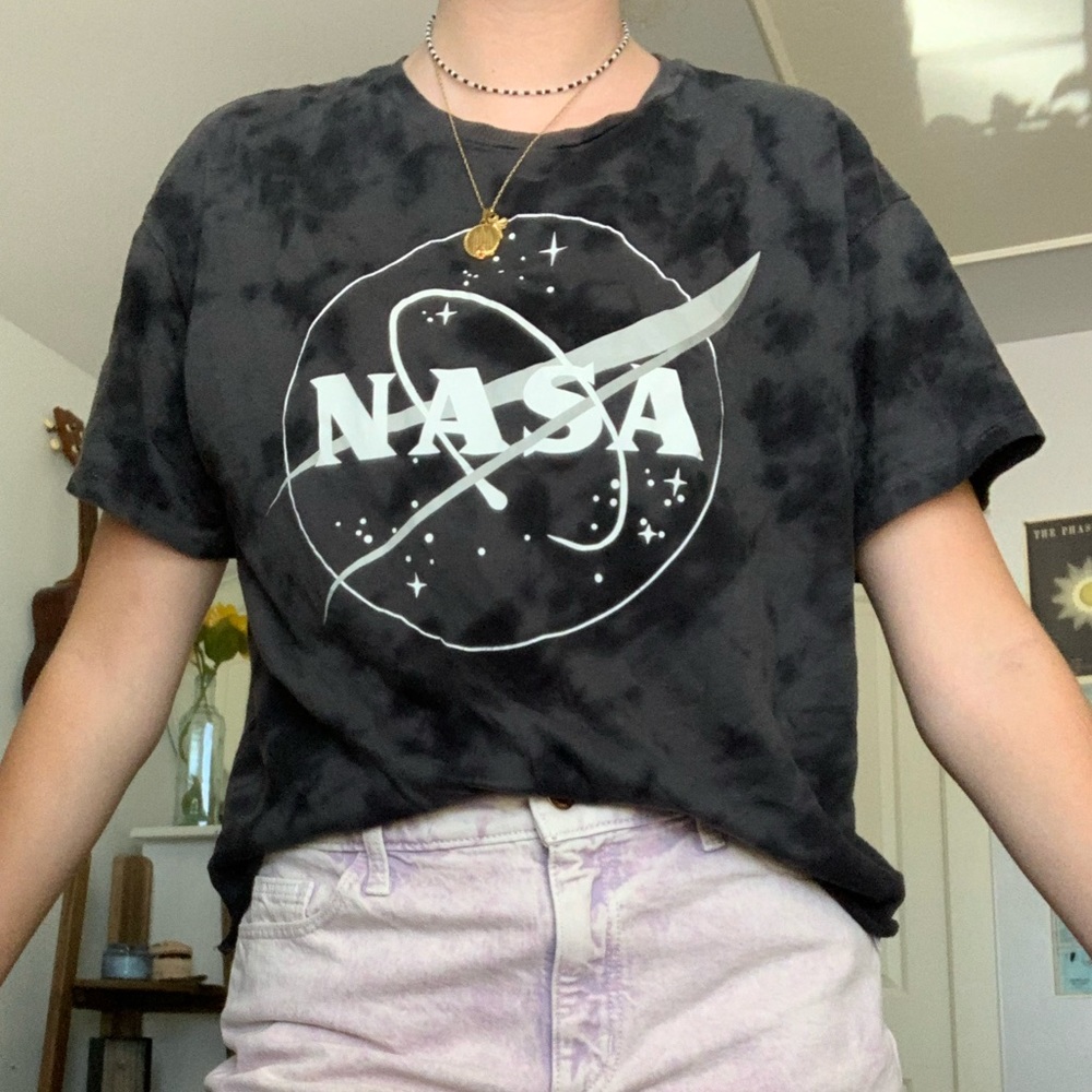 black & gray tie dye nasa shirt!!